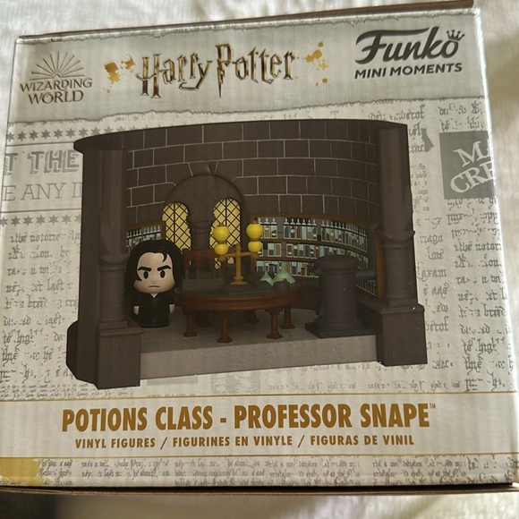Funko Mini Moments Harry Potter Potions Class - Picture 2 of 3